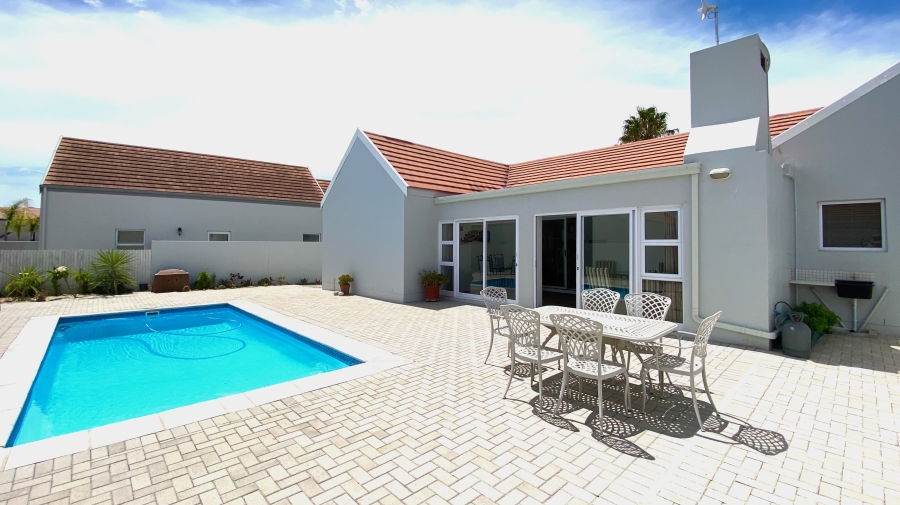 5 Bedroom Property for Sale in Port Owen Western Cape